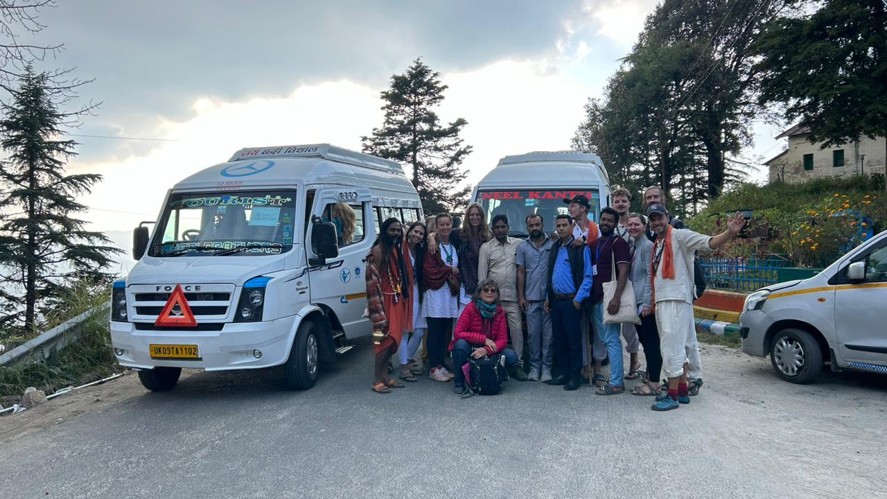 20 Seater Tempo Traveller in Haridwar