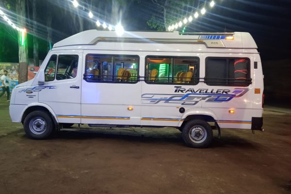 16 Seater Tempo Traveller in Delhi