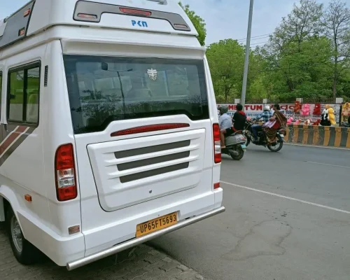 Tempo Traveller 17 Seater in Varanasi_13