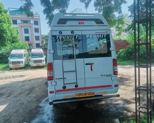 Tempo Traveller 17 Seater in Varanasi_20