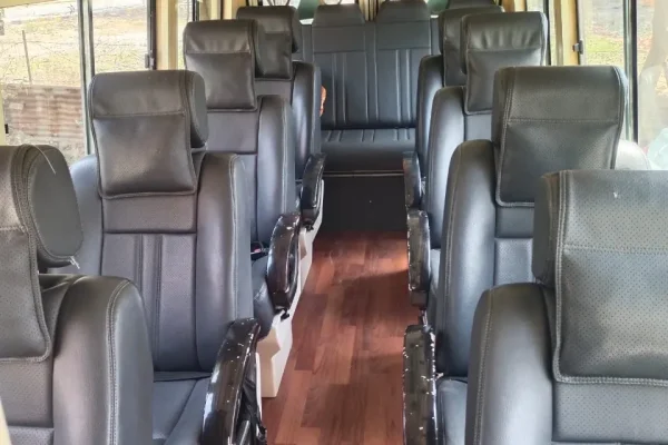 book-12-seater-tempo-traveller-in-delhi