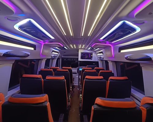 top-16-Seater-Tempo-Traveller-in-Delhi